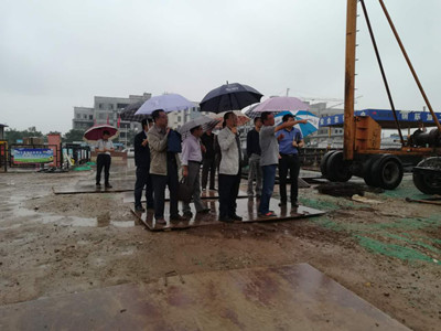 陜煤研究院副院長(zhǎng)王蘇健一行蒞臨天工公司土建十五部檢查指導(dǎo)工作