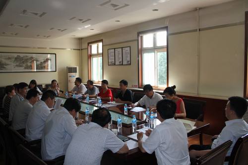 銅煤公司召開“喜迎十九大·黨員建新功”座談會(huì)