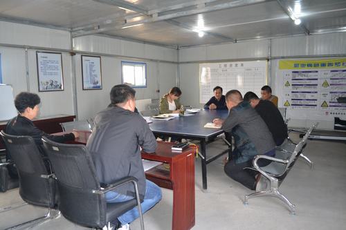 “雙節(jié)”前夕，“三送”到基層