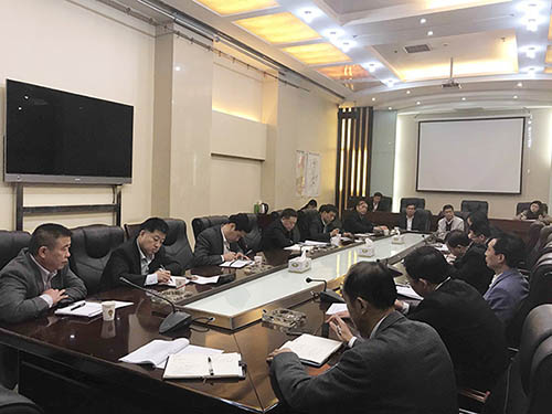 建設(shè)集團(tuán)聯(lián)合黨委理論中心組集中專題學(xué)習(xí)十九大報告