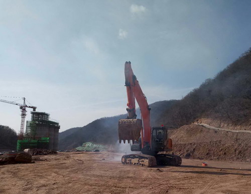 銅川分公司冶坪煤礦動(dòng)篩車(chē)間工程順利開(kāi)工