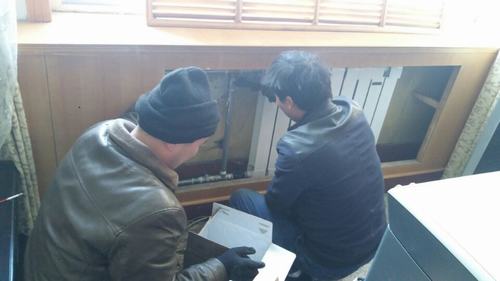 韓城分公司“只爭(zhēng)朝夕,事不過(guò)夜”圓滿完成韓城礦業(yè)公司辦公樓暖氣改造工程