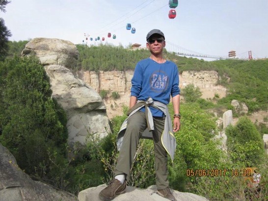 男兒當(dāng)自強