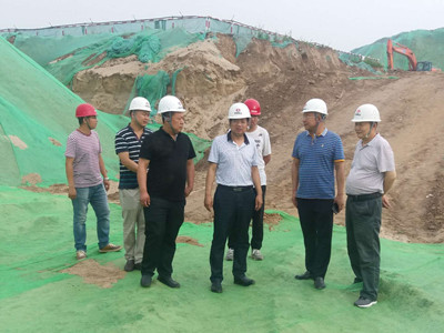 贠公法深入陜煤建設(shè)咸陽分公司施工現(xiàn)場檢查指導(dǎo)工作