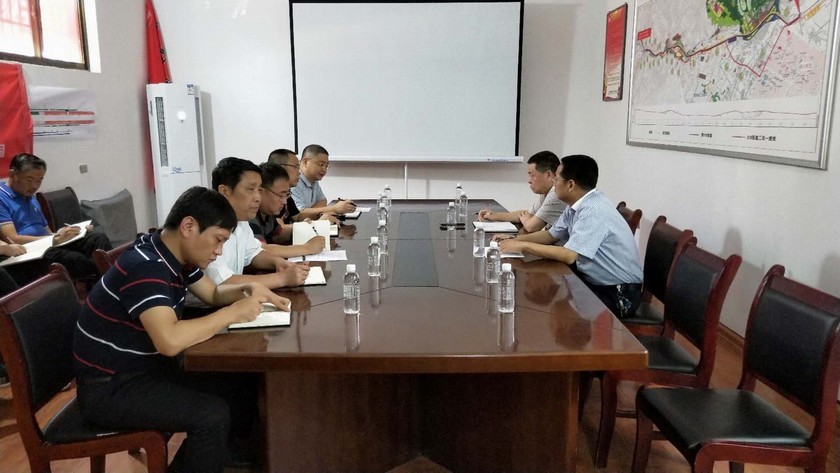 寧興剛、贠公法蒞臨210國道完善工程川耀PPP項(xiàng)目檢查指導(dǎo)工作