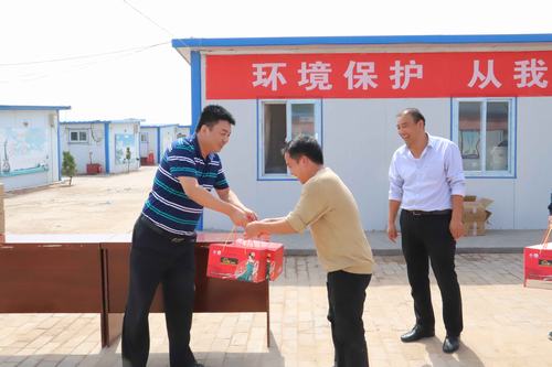 陜煤建設礦建二公司中秋慰問暖人心