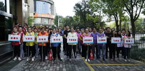 展現(xiàn)追趕精神，奮發(fā)超越活力