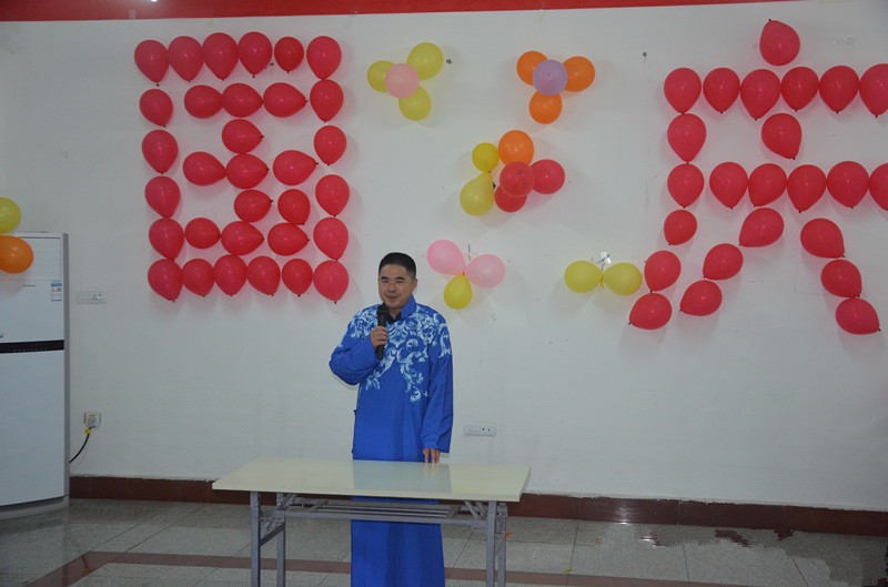 陜煤建設(shè)礦建三公司舉辦2018年“迎國慶”聯(lián)歡會