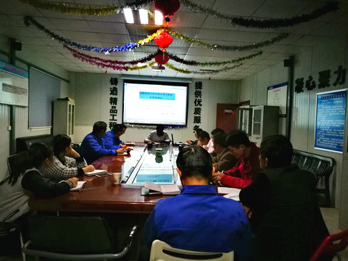 陜煤建設(shè)天工公司土建十五部職工專(zhuān)業(yè)知識(shí)課開(kāi)講了