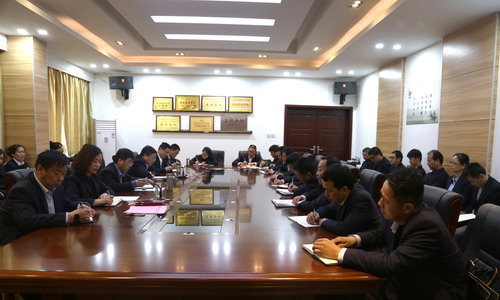 陜煤建設(shè)銅川公司學(xué)習(xí)宣傳貫徹習(xí)近平總書記重要講話暨中國工會(huì)十七大精神