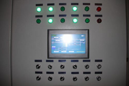 陜煤建設(shè)銅煤公司全力以赴實現(xiàn)銅煤1#、2#住宅小區(qū)正常供暖