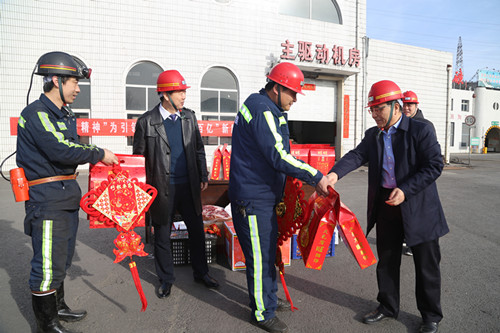 陜煤建設(shè)機(jī)電安裝公司：除夕，我和你一起在施工現(xiàn)場