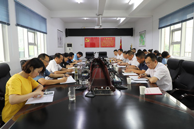 寧興剛深入漢中協(xié)調(diào)項(xiàng)目建設(shè)