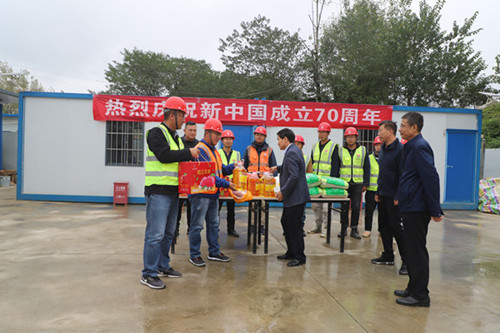 【“70周年”專(zhuān)題報(bào)道】國(guó)慶走一線(xiàn)（七）