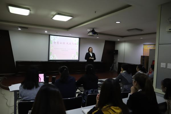 陜煤建設(shè)礦建二公司女工工作“花開(kāi)四季”