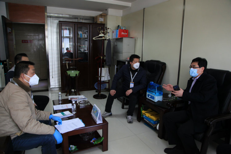 西安市經(jīng)開區(qū)蒞臨陜煤建設(shè)開展疫情防控復(fù)工復(fù)產(chǎn)驗收工作