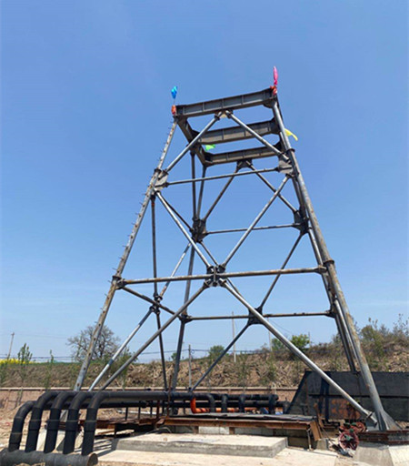 陜煤建設(shè)機電安裝公司：彬長小莊礦進(jìn)風(fēng)立井管路安裝工程施工正酣