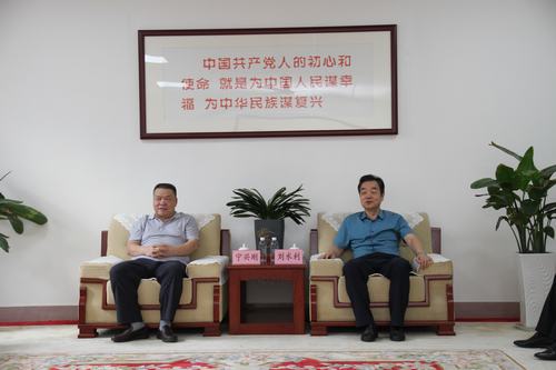 寧興剛、贠公法赴銅川礦業(yè)公司走訪交流棚戶區(qū)改造工程建設(shè)及后續(xù)工作