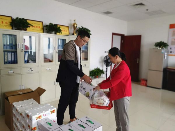 陜煤建設天工公司中秋、國慶溫情慰問   鼓干勁