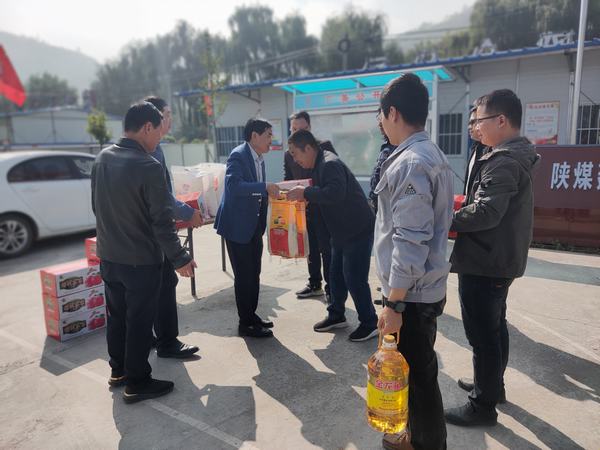 【領(lǐng)導(dǎo)慰問(wèn)】— 10月7日