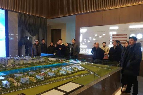 陜煤建設(shè)公司赴地建嘉信置業(yè)商洛江山臻境項目進行對標學(xué)習(xí)