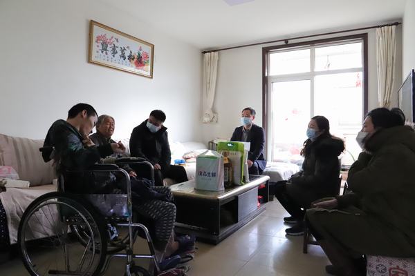 陜煤建設(shè)礦建二公司組織開展困難職工慰問活動(dòng)