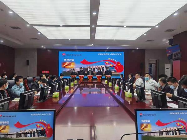 陜煤建設(shè)礦建二公司小保當?shù)谌椖坎繕s獲榆北小保當“先進項目部”一等獎