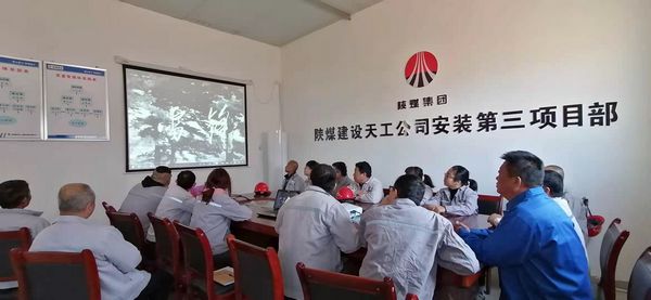 陜煤建設(shè)天工公司安裝三部開展“學雷鋒英雄事跡，踐行雷鋒精神活動”