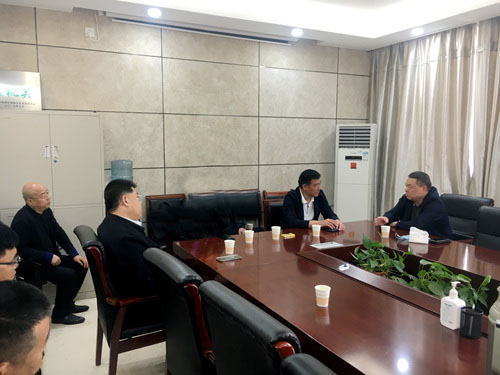 寧興剛、王寧在渭南梅園新村項目調(diào)研