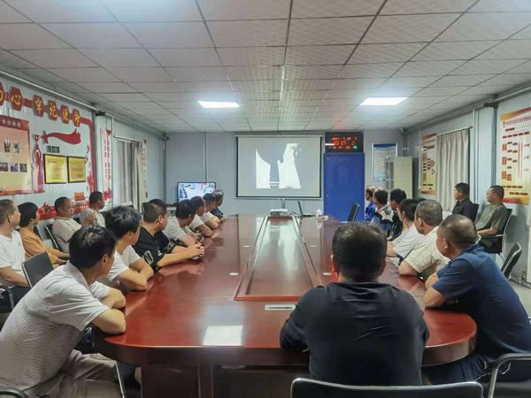 陜煤建設(shè)礦建二公司基層項目部職工小劇場開演了