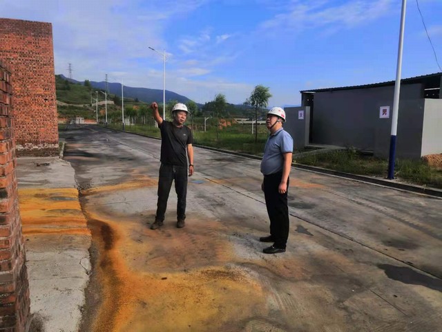 趙敬凱深入陜煤建設(shè)洗選煤運(yùn)營公司左權(quán)洗煤廠項(xiàng)目部指導(dǎo)工作