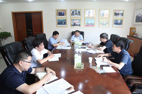 陜煤建設(shè)召開機(jī)關(guān)各部門上半年工作匯報(bào)會