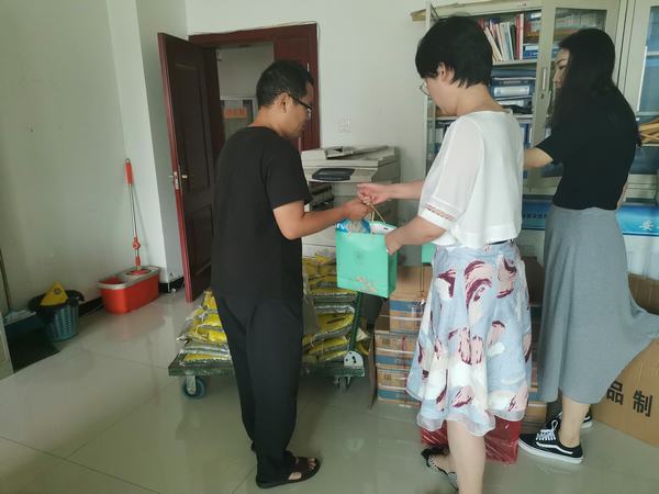 陜煤建設(shè)設(shè)計(jì)研究院：炎炎夏日送清涼 款款深情暖人心