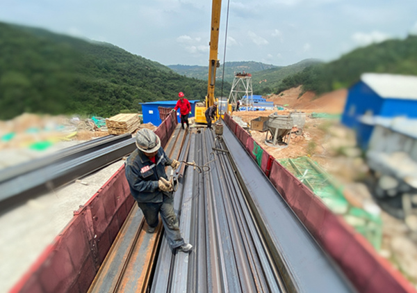 陜煤建設(shè)礦建三公司崔木項(xiàng)目部：立秋不見秋，高溫下繼續(xù)堅(jiān)守