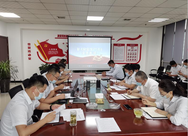 陜煤建設(shè)綠宇公司：開展“夯責(zé)任、抓落實(shí)、促管理”的文明環(huán)保主題活動