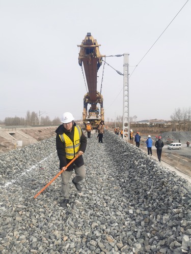 陜煤建設(shè)路橋分公司“青”盡全力決勝攻堅(jiān)年