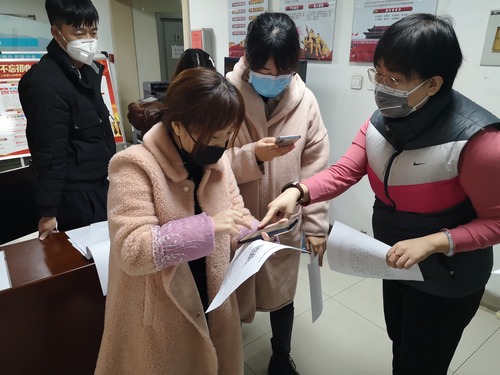 陜煤建設(shè)路橋分公司黨團(tuán)聯(lián)手，筑好防疫“兩道墻”