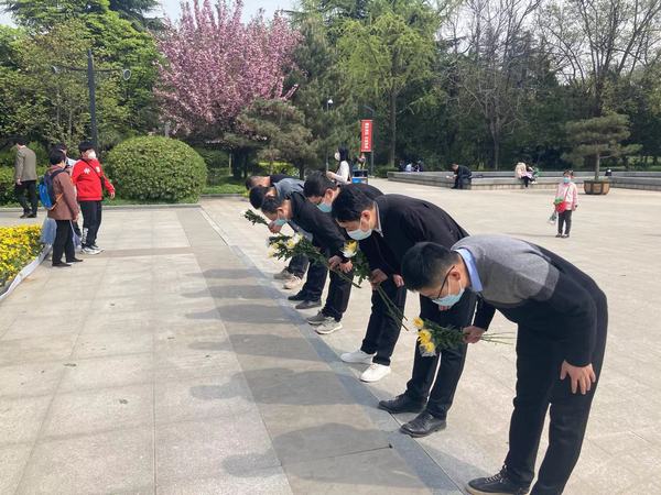 陜煤建設(shè)銅煤公司：緬懷英烈，清明節(jié)我們這樣過(guò)