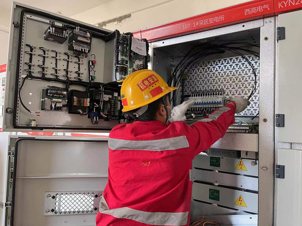 看，這是我們的勞動(dòng)節(jié)！