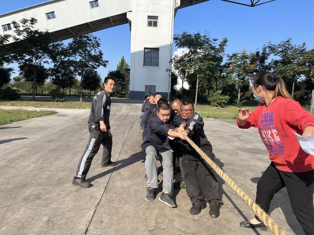 心的凝聚，力的較量