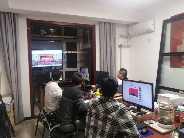 陜煤建設天工公司土建二部:開展《喜迎二十大 奮進新征程》主題黨課活動