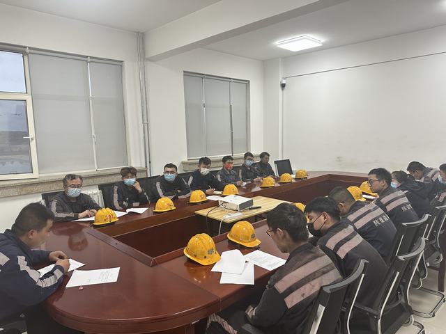 陜煤建設(shè)洗選煤運(yùn)營公司神渭首端運(yùn)營項(xiàng)目部： 多措并舉激發(fā)班組“能動(dòng)性”