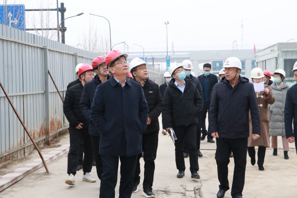 陜西省西咸新區(qū)灃西新城開發(fā)建設(shè)（集團(tuán)）有限公司領(lǐng)導(dǎo)班子深入灃西新城第五學(xué)校項目調(diào)研指導(dǎo)工作