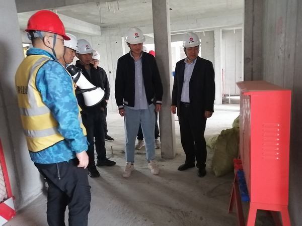 陜煤建設(shè)銅煤公司組織一線管理人員赴中建、陜建施工項目現(xiàn)場開展觀摩學(xué)習(xí)活動