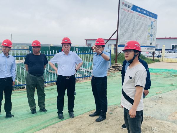 彬長集團黨委書記、董事長白永明蒞臨陜煤建設天工公司施工文家坡礦李家溝風井檢查指導工作