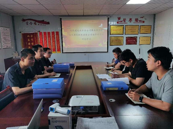 學(xué)習(xí)交流拓思路 互學(xué)互鑒促提升