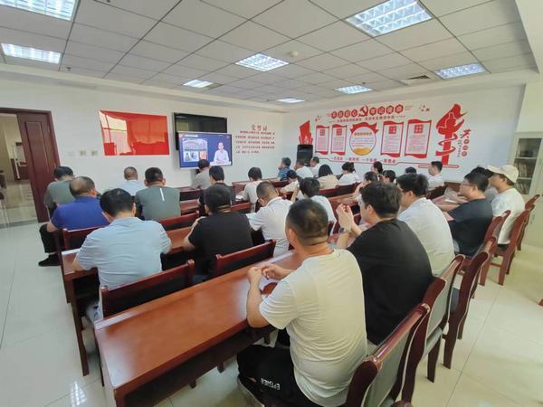 陜煤建設煤礦運營服務分公司：挺紀在前促進企業(yè)健康發(fā)展