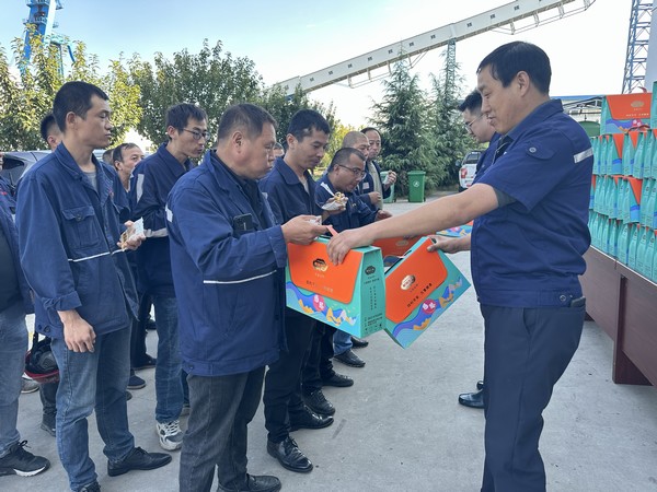 陜煤建設(shè)洗選煤運(yùn)營公司澄合山陽運(yùn)營項(xiàng)目部：中秋月圓齊歡慶，溫情關(guān)懷暖人心