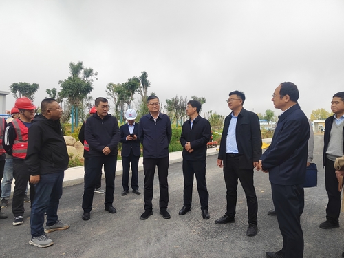 榆林市委副書記、市委黨校校長李雄斌一行蒞臨榆林市委黨校新校區(qū)建設(shè)項(xiàng)目檢查指導(dǎo)工作