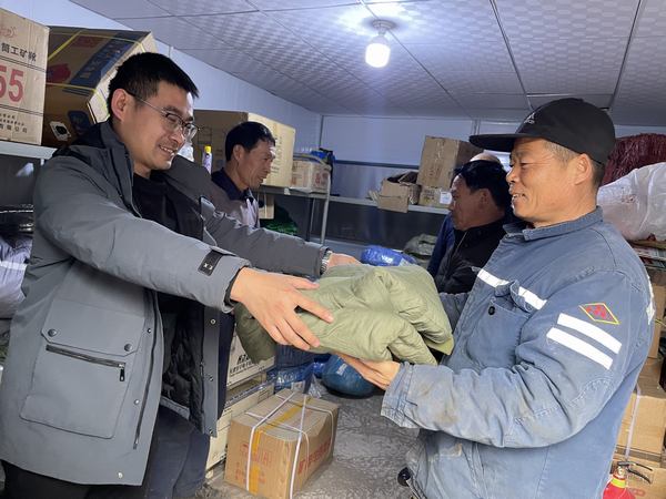 陜煤建設(shè)礦建二公司：實干聚民意 真情暖人心